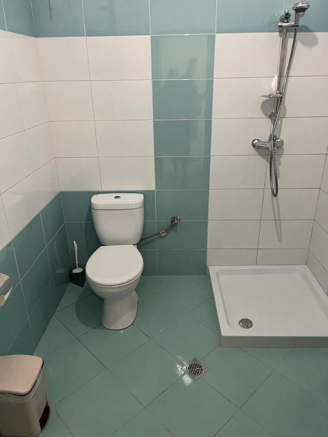 Riviera Rooms Sarandë Esterno foto